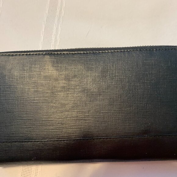 Kenneth Cole New York Wallet - Picture 4 of 6